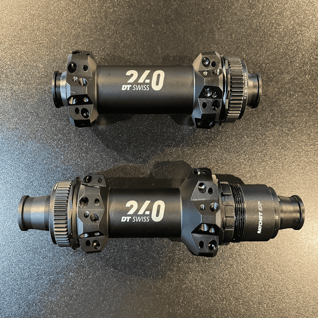 Par de cubos DT SWISS 240 boost 28F